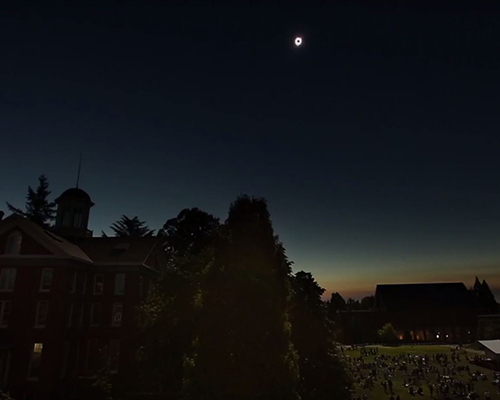 Total solar eclipse Willamette University